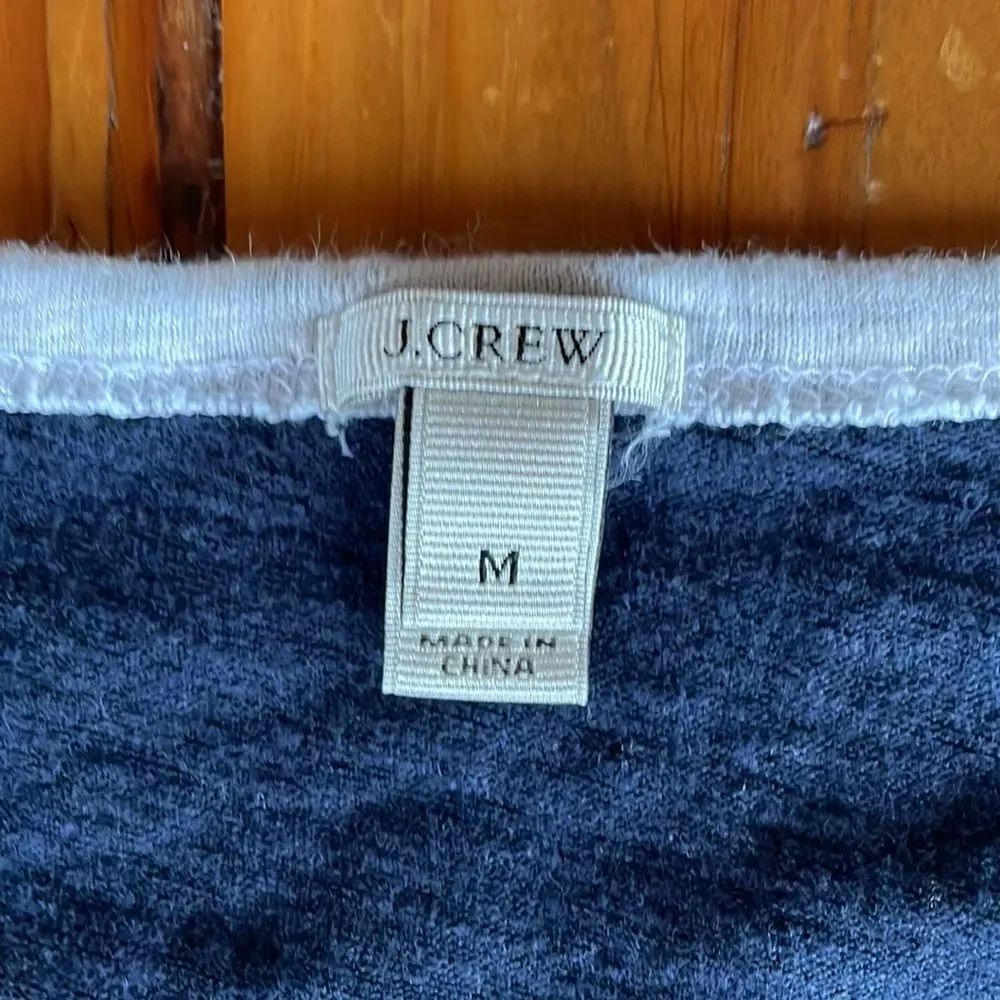 J. Crew White & Navy Linen Top - Picture 2 of 7